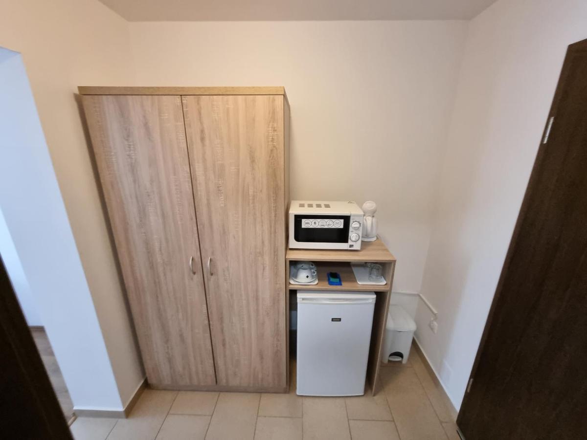 Adam Apartmanhaz Шиофок Экстерьер фото